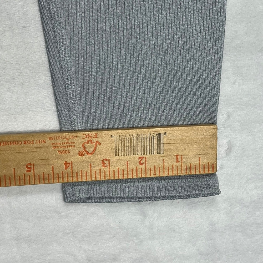 Alo Yoga Goddess Leggings Women Large Grey White Striped Ribbed High Waist - Picture 12 of 14